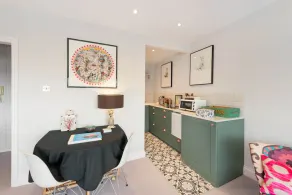 Refurbished Studio Apartment, A Minute From Harrods Knightsbridge - Image 5