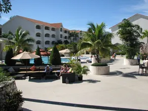 1 Bedroom at Lifestyle Resort - Image 4