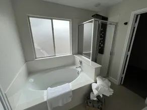 Recently renovated house in NE San Antonio - Image 4