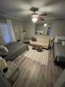Private Basement Apartment - Image 5