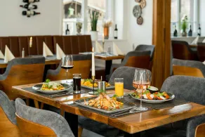 Roca Restaurant und Hotel - Image 3
