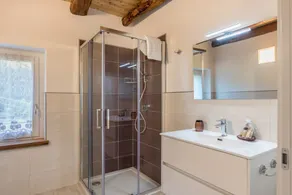 Pet-Friendly Apartment 'Casa Barona' with Mountain View, Garden & Wi-Fi - Image 4