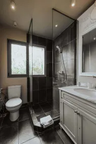 Exclusive Seafront Villa up to 18 – Breathtaking Views & Personal Chef & Daily maid Included! - Image 3