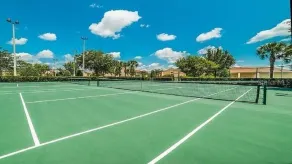 3 BR 2 Miles to Disney, pool, free WiFi and more townhouse - Image 5