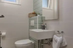 Lake & Sea House med 4 soveværelser og pool - kun 260 EUR i juli / august - Image 4