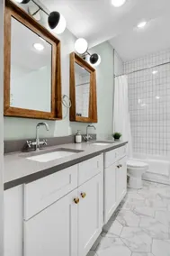 Historic Shaw Home • Sleeps 14 • Near Zoo & Arch - Image 5
