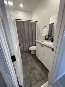 Georgeous Brand New Built Home. 3 Bedroom 2 Bathrooms. - Image 2