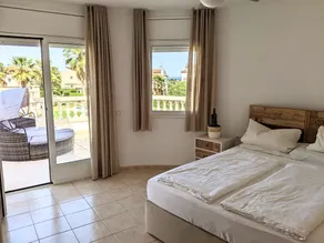 Villa 'Casa Luzia' avec vue sur les montagnes et la mer et piscine partagée. - Image 5