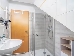 Terraced house Seehund in the Freesenbruch vacation park: comfort for families in Zingst - Image 4