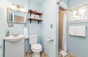 The Ranch House Motel - The Agarita Room - Image 2