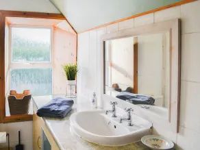 3 bedroom accommodation in Drumnadrochit, near Inverness - Image 3