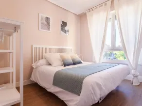 Completely renovated 10 min Beach Arrigunaga - Image 4