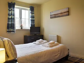 2 bedroom accommodation in Filey - Image 4