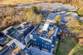 Twin Homes Rooftop Deck Hot Tub Outdoor Kitchen - Image 5