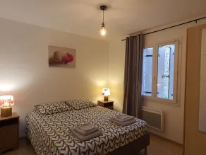villa de plain pied avec piscine privée plein sud - Image 3