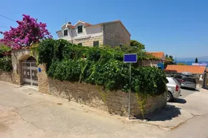 One bedroom apartment with air-conditioning Sutivan, Brač (A-16846-c) - Image 4