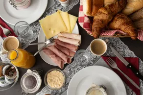 Welcome to our beautiful bed and breakfast, pure quality of h - Image 2