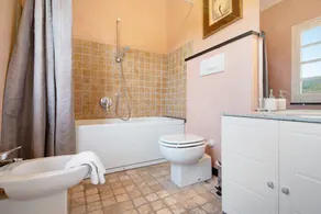 Villa 'Mesco' con vistas a la montaña, piscina privada y Wi-Fi - Image 2