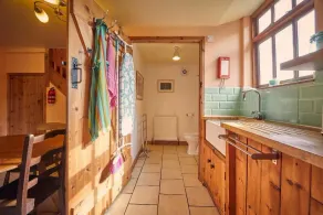 Host & Stay - The Red Brick Barn - Image 4