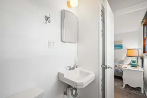Little Beach House Single Family Home Sleeps 8 Free Activities Included - Image 4