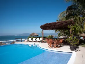 Unapologetically luxurious! Beach Home Get Away! - Image 5