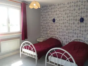 Gemütliches Ferienhaus mit Gemeinschaftspool und Haustiere erlaubt - Image 3