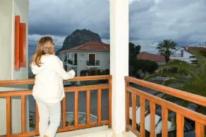 Chambre familiale avec vue à côté du rocher de Monemvasia - Image 4