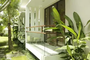 1-BR Superior offers an outdoor pool & free Wifi - Image 3