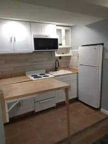 One Bedroom Apartment JUST RIghT !!!!!!!!! - Image 4