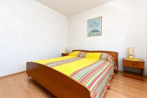 Apartment 1554/15954 (Istria - Pula), 4500m from the beach - Image 4