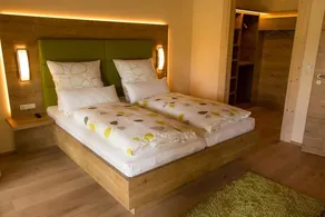 Fünf-Sterne-Appartement mit großzügigem Balkon - Image 3