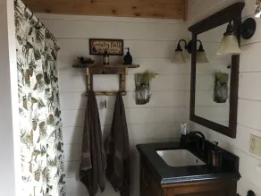 Located in the beautiful Heldebergs, This is a cute little house you will love. - Image 3