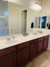 Beautiful Home with Pool and Putting Green! - Image 2