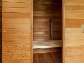 Beach Home with Bubble Bath - Image 4