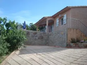 fritliggende hus med privat pool 5 minutter fra strandene - Image 4