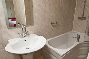 A six- storey Georgian Townhouse situated only minutes from Bath City Centre - Image 3