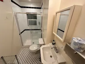 West River House - Image 5