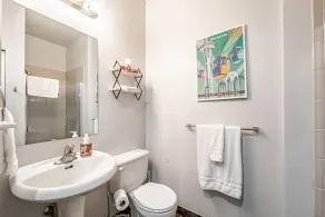 Seattle's Mid-Century Belltown Penthouse w/Parking spot   - Image 5