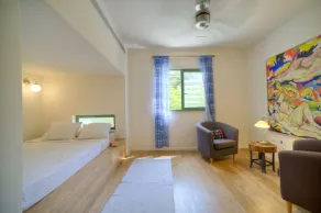 Cozy, roomy, relaxing garden, a blissful getaway. - Image 5