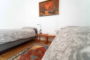 Large, quiet vacation apartment (approx. 70sqm) with large balcony and shared use of the garden - Image 4