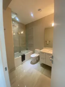 Luxury accomodation in West Vancouver - Image 5