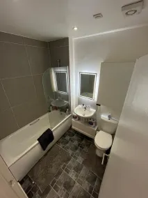 Lovely 2 bed apartment in kings cross - Image 2