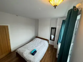 2bed - Garden-pets-freeparking-m1connections - Image 3