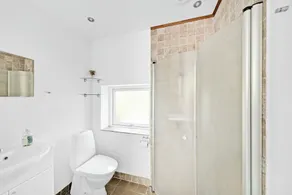 Beautiful holiday home on a scenic plot - Image 4