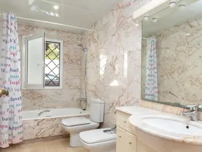 Unique space with private pool in Platja d'Aro - Image 4