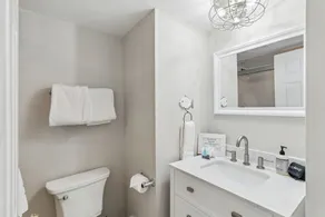 East Beach Villa, sleeps 6, near the beach and Dog Friendly, walk to beach - Image 5