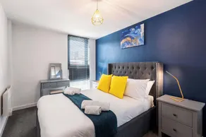 Lovely Stylish 2 bedroom serviced apartment in Sheffield FREE WiFi - Image 4