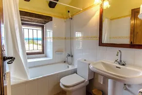 Catalunya Casas: Land Masia Gipot f��r 22 Gäste, nur 20 Minuten von den Str�����nden von Sitges entfernt! - Image 4