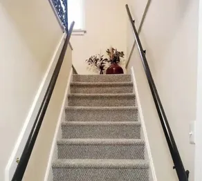 Entire tri-level home with a king master and patio - Image 2