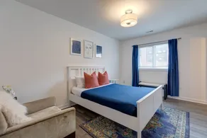 Prime Location - Close to Public Transit, Little Italy, the Medical District and UIC by AllSet Turnover - Image 5